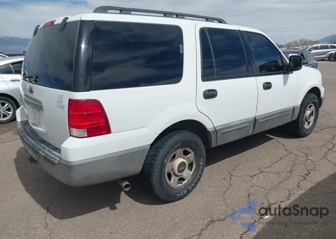 2005 Ford Expedition Nbx/Xlt z USA, uszkodzony, nr VIN 1FMFU16585LA78941